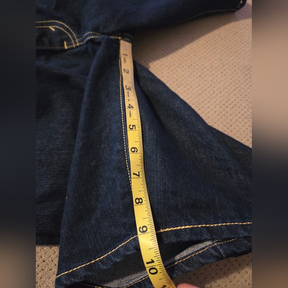 Levi's 505 men's W36 jean shorts dark wash Levi Strauss Preowned jean shorts. - Picture 10 of 11